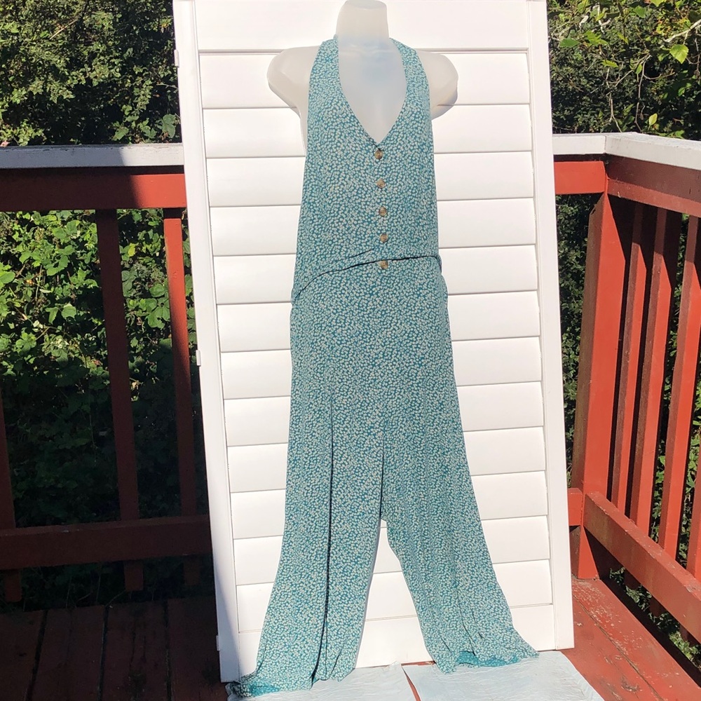 American Eagle Outfitters Green Halter Jumpsuit - Picture 6 of 10